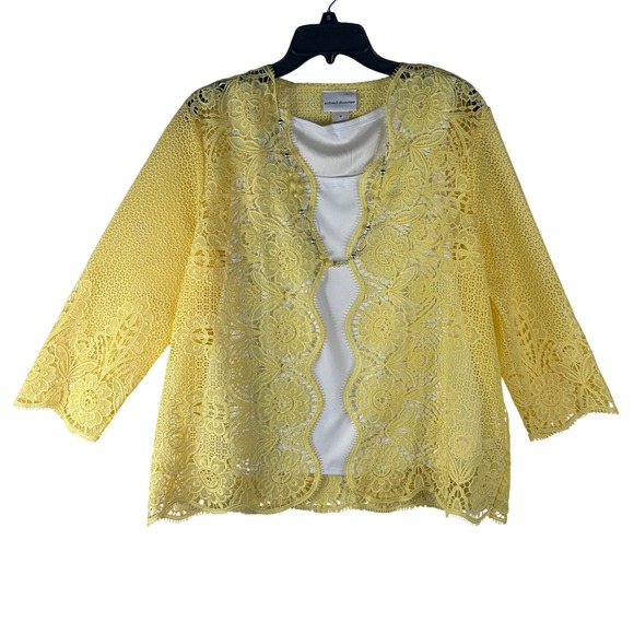 Alfred Dunner Tops - Alfred Dunner Charleston Yellow Floral Lace 2-Fer Top with Necklace Medium NWT